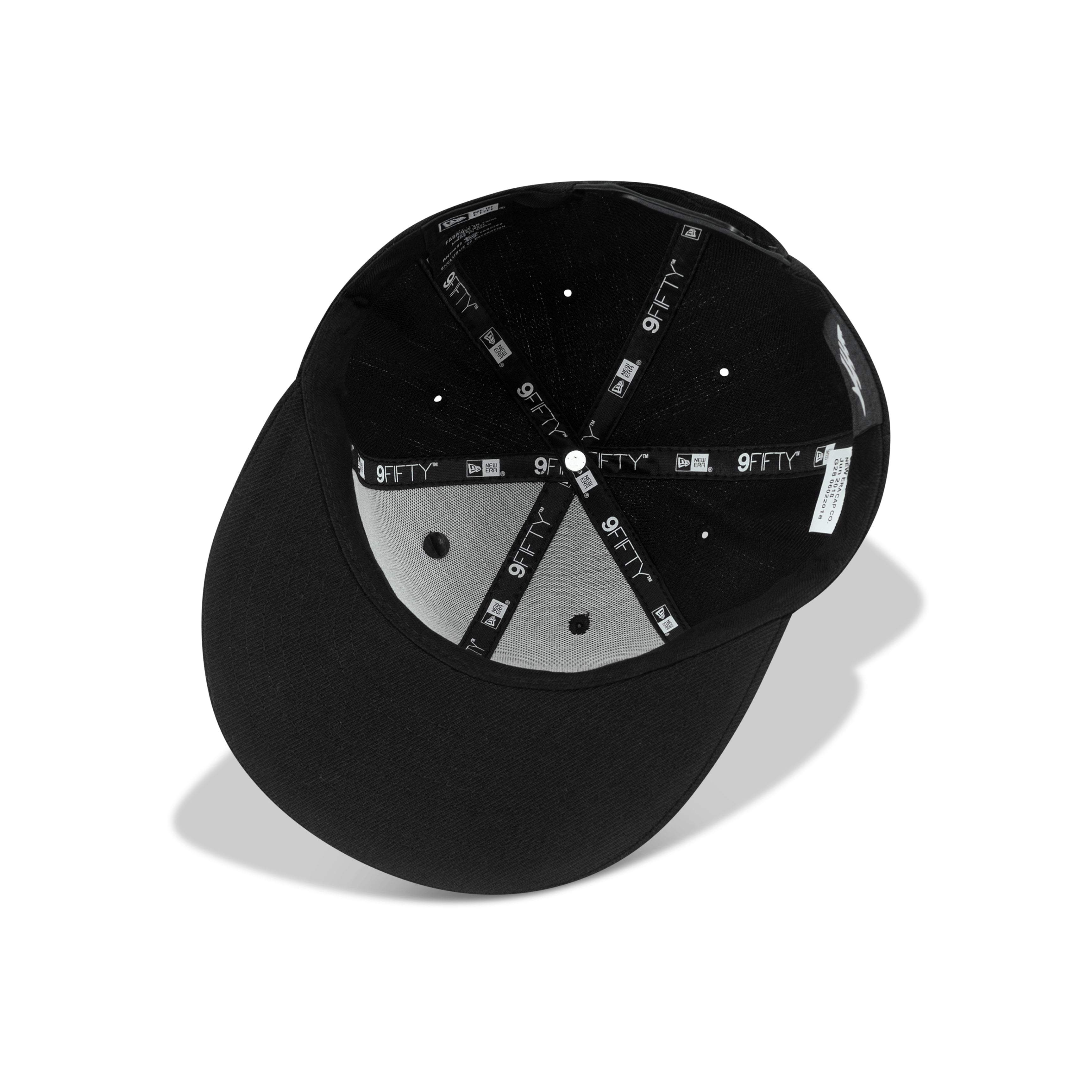 New Era Roc Nation The Crown Original Snapback Black Bottom