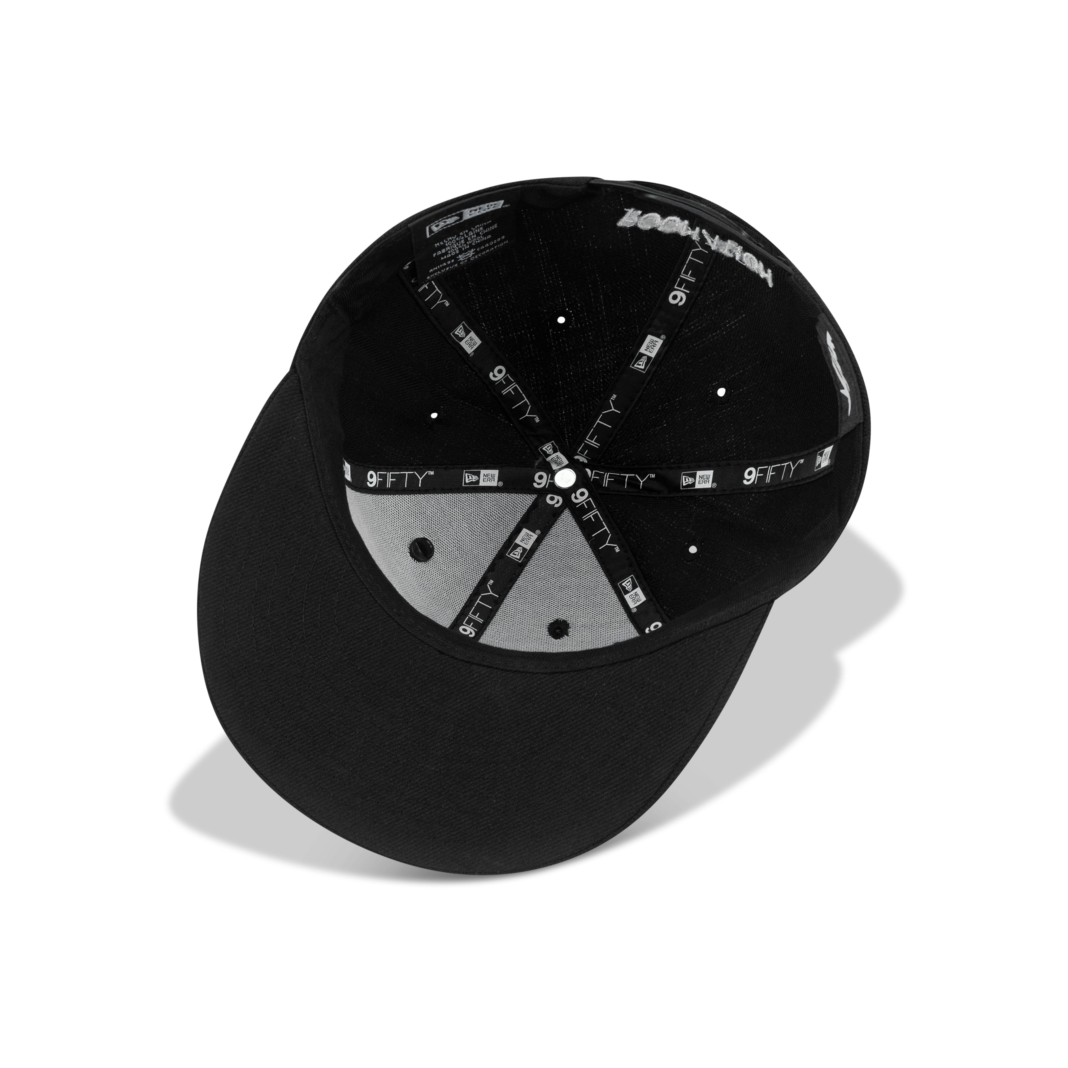 New Era Roc Nation The Crown Original Snapback Black Bottom