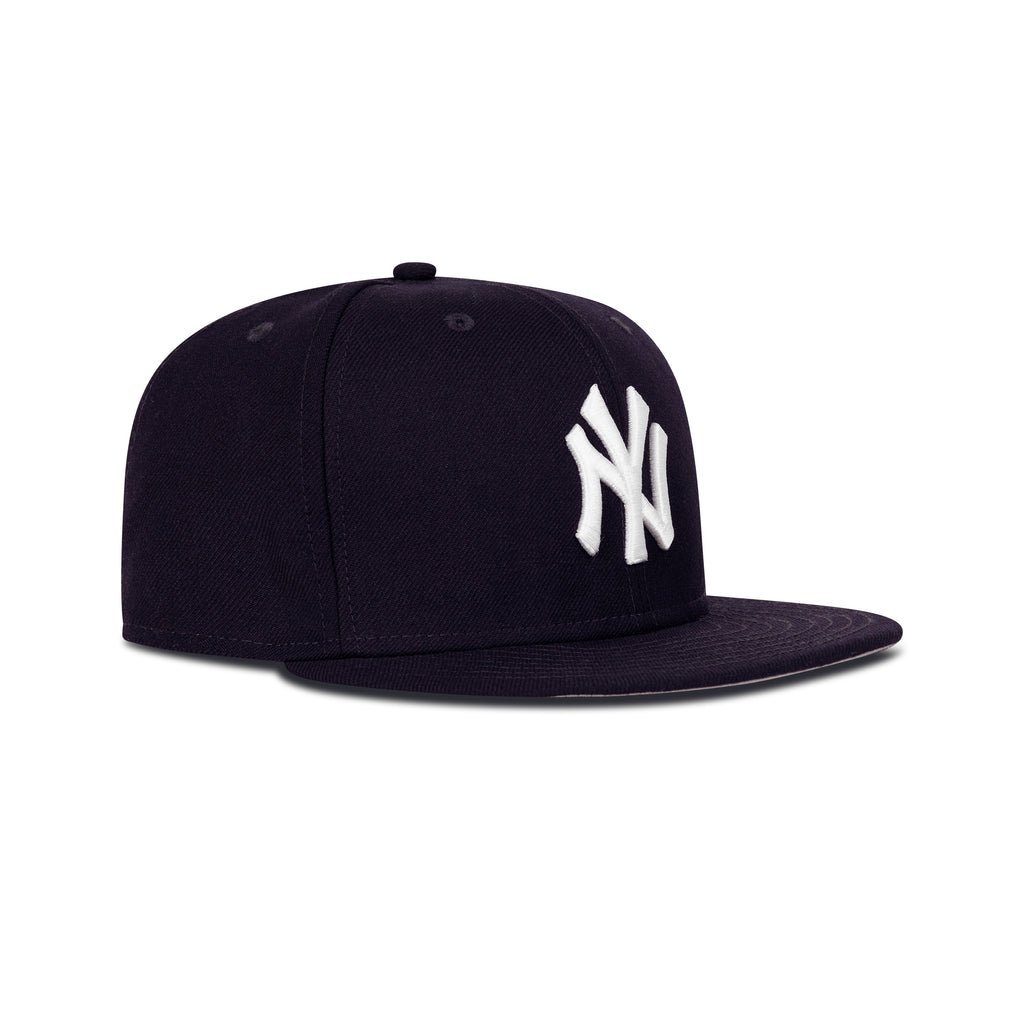 New Era New York Yankees Fitted Grey Bottom "Navy Blue" (1996 World Series Embroidery)