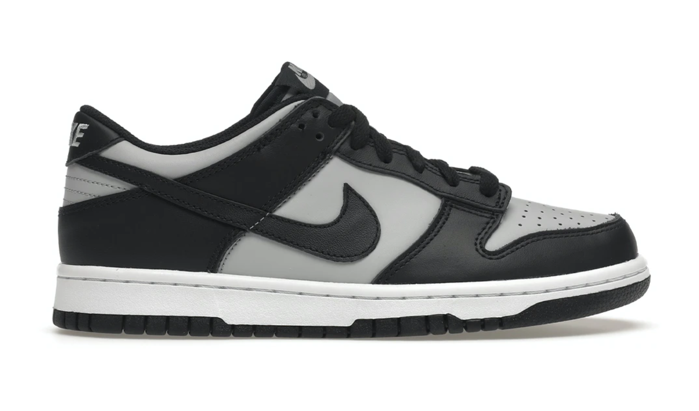 Grade School Nike Air Dunk Low Retro