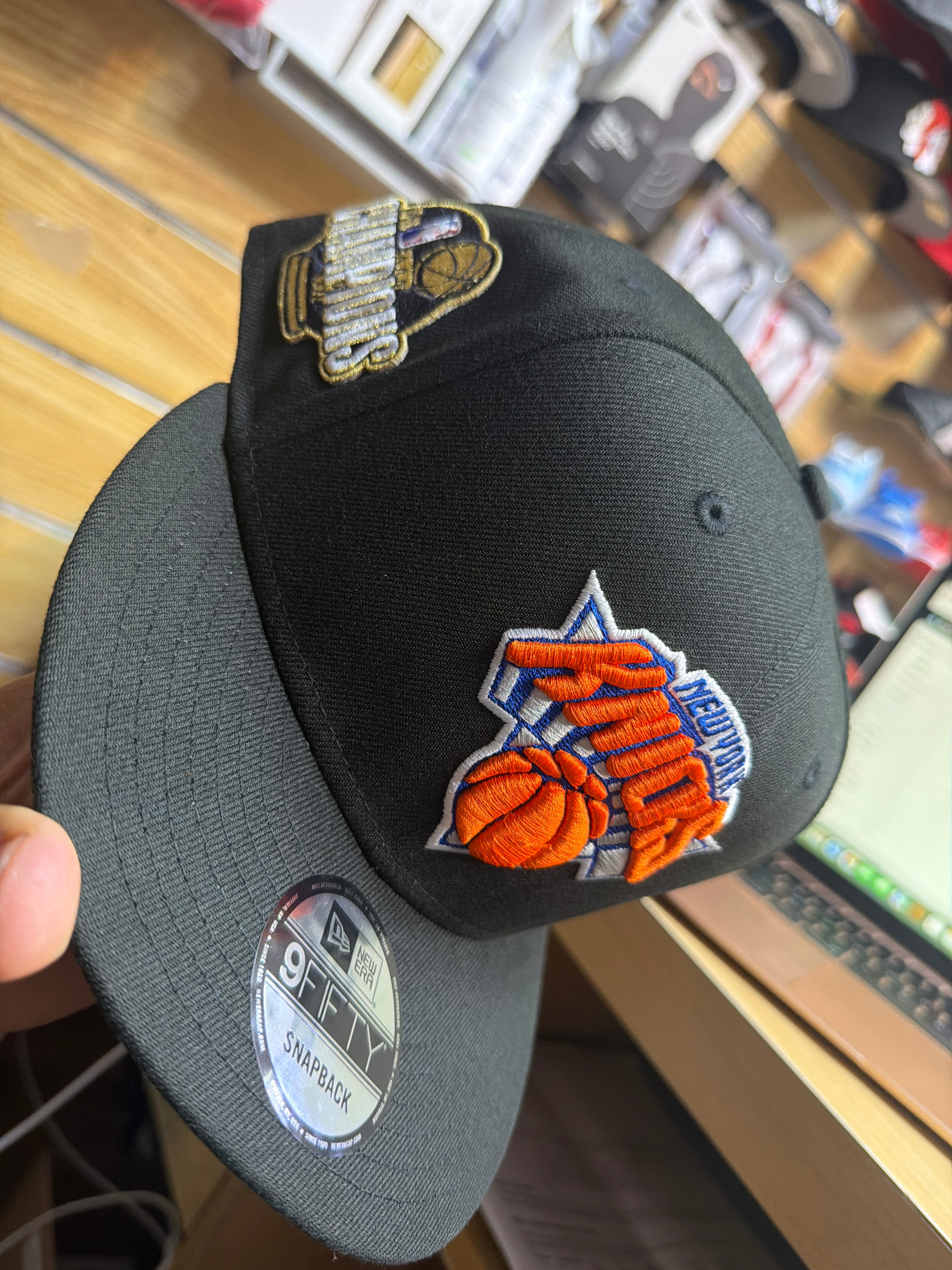 New Era Snapback 2025-2026 Champions New York Knicks 9Fifty Hat 