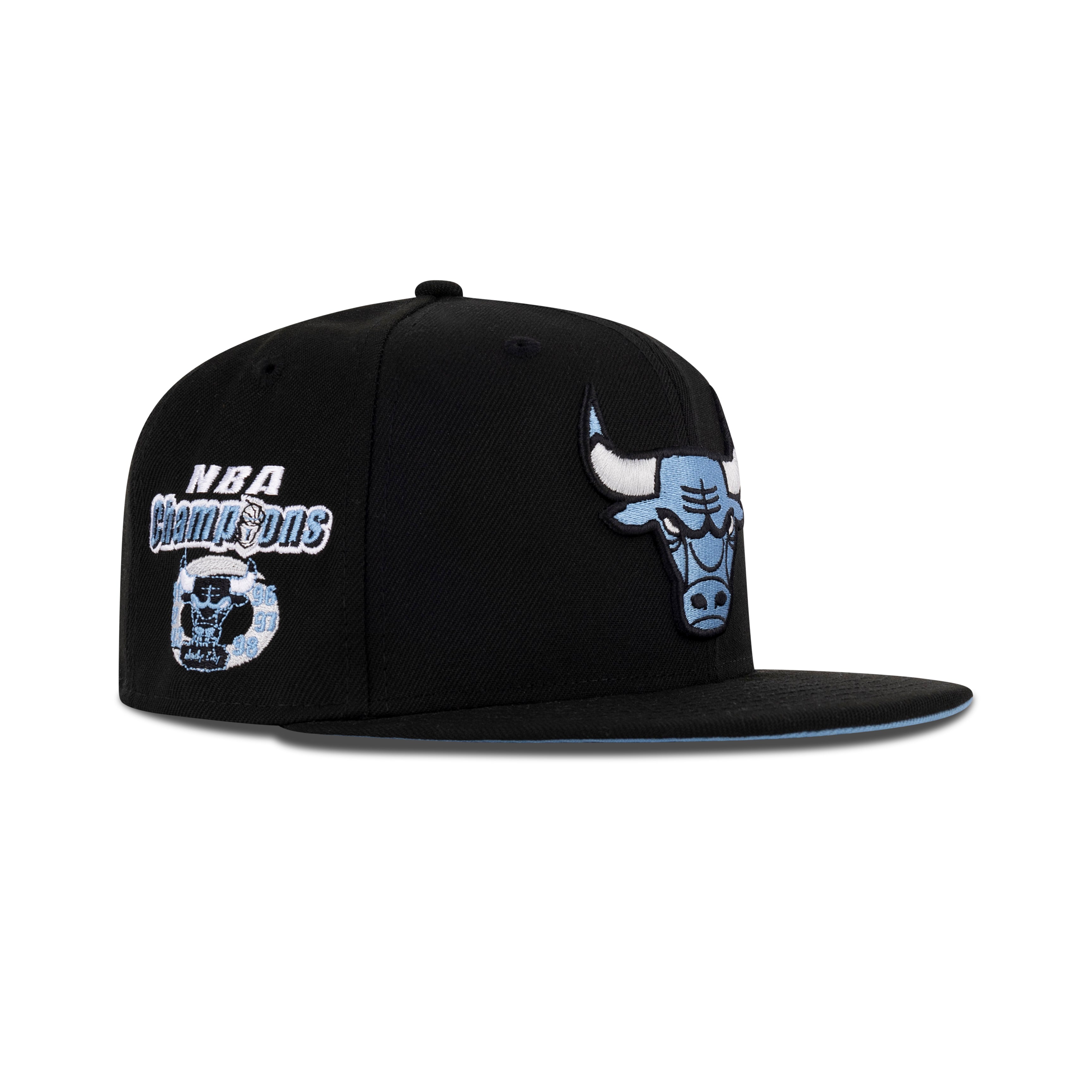 New Era Chicago Bulls Fitted Sky Bottom 