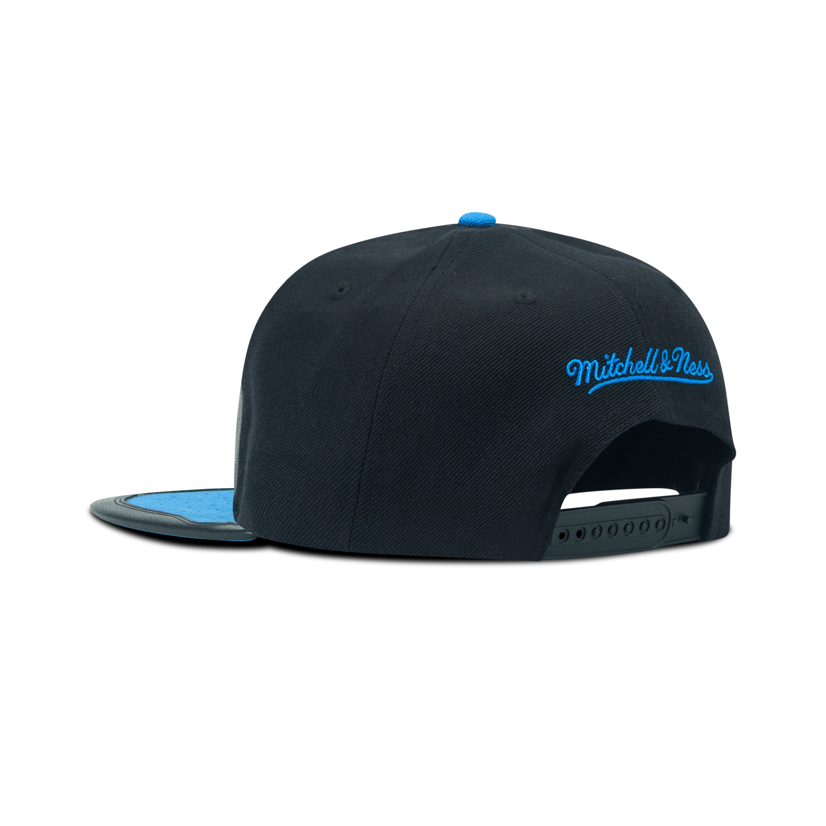 Mitchell & Ness Chicago Bulls NBA Day One Snapback Blue Bottom 