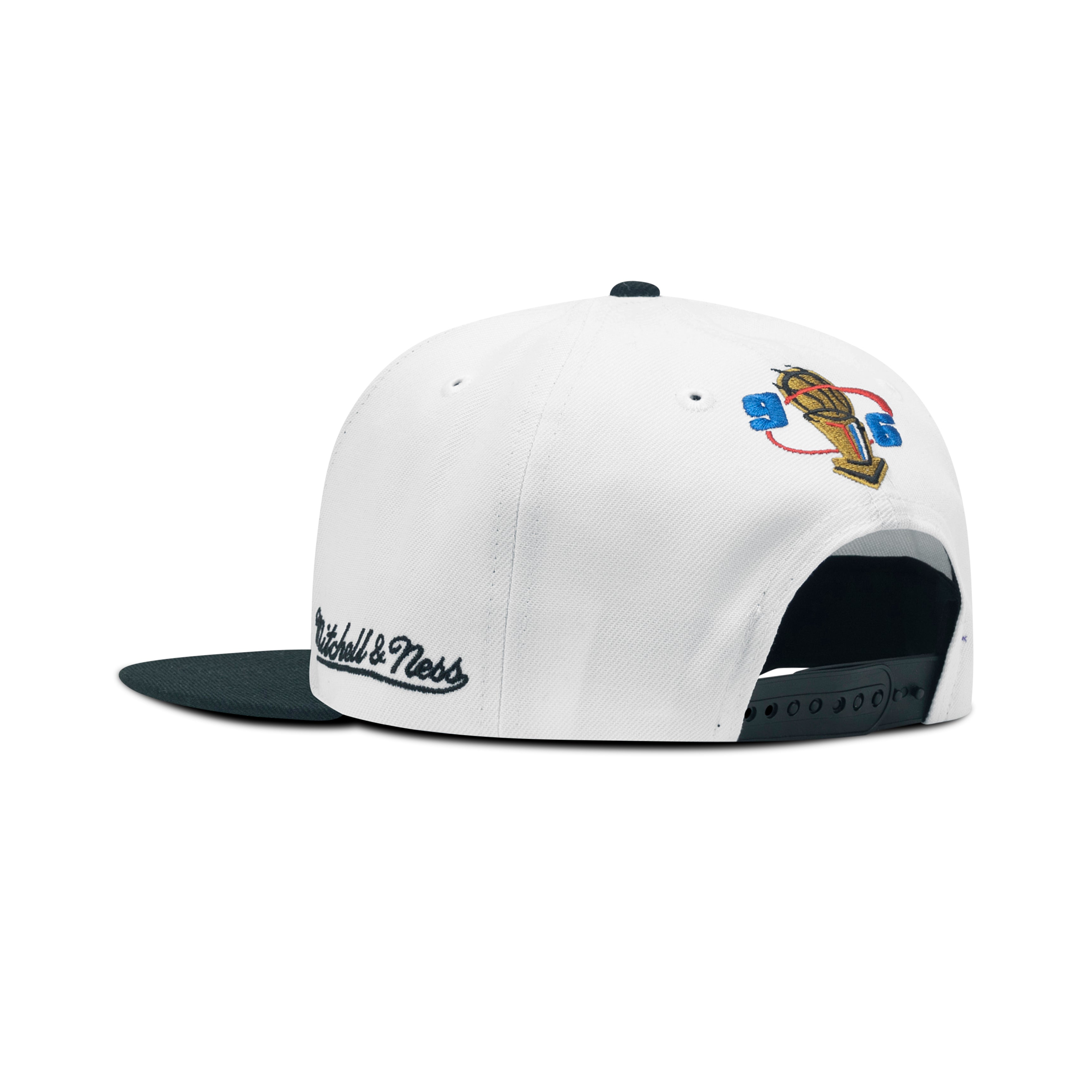 Mitchell & Ness NBA 96 Bulls Champions Wave 2T Snapback 
