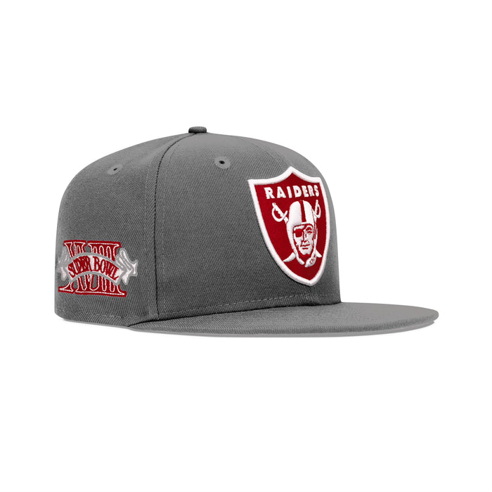 New Era Oakland Raiders Fitted Grey Bottom "Grey Red" (XVIII Super Bowl Embroidery)