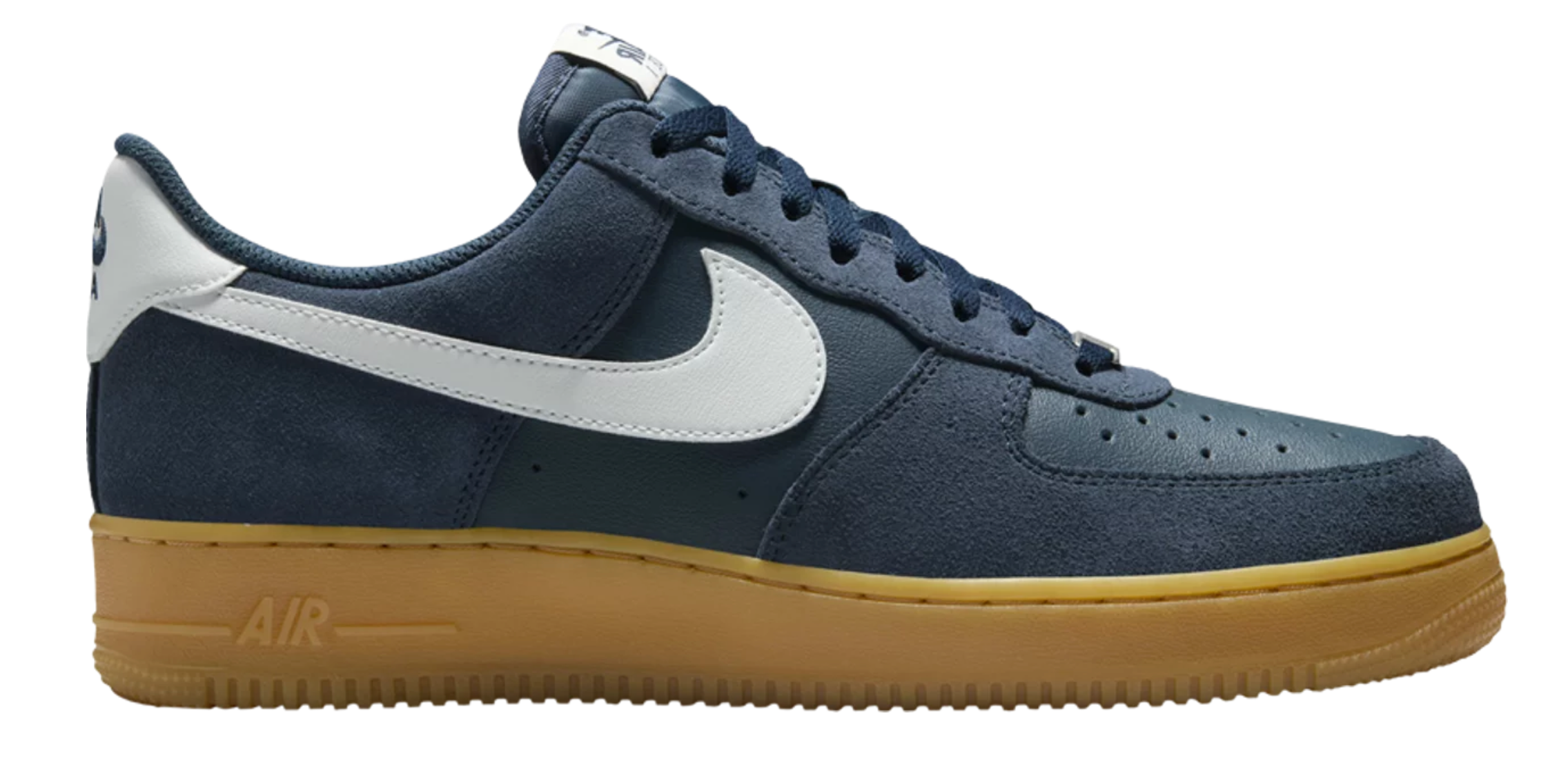 Nike Air Force 1 '07 LV8 