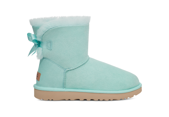 Baby blue uggs with bows sales